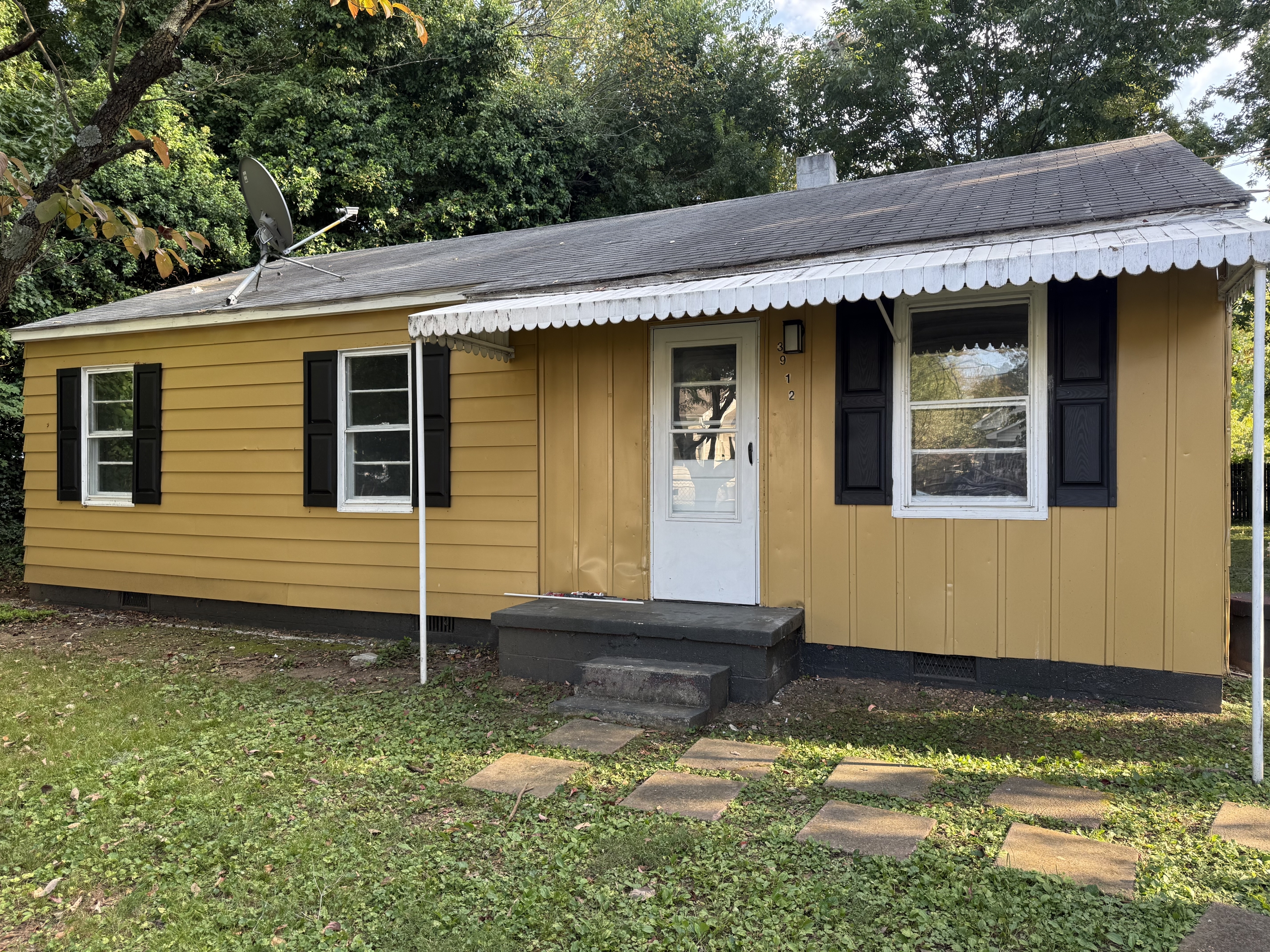 Property main image